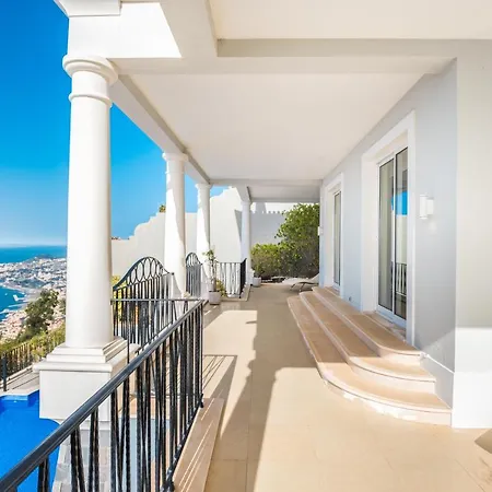 Villa La Terrasse By Hr Madeira Willa Funchal (Madeira)