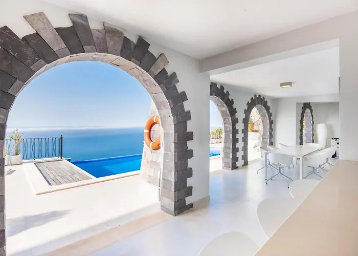 Villa La Terrasse By Hr Madeira Villa Funchal (Madeira)